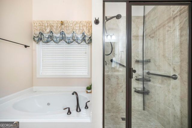 132 Oak Drive, Gray, GA 31032