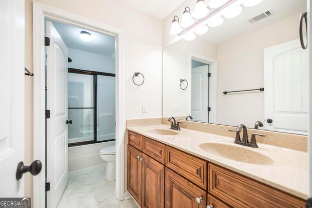 132 Oak Drive, Gray, GA 31032