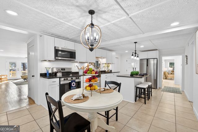 2439 Lakeshore Drive NE, Conyers, GA 30012