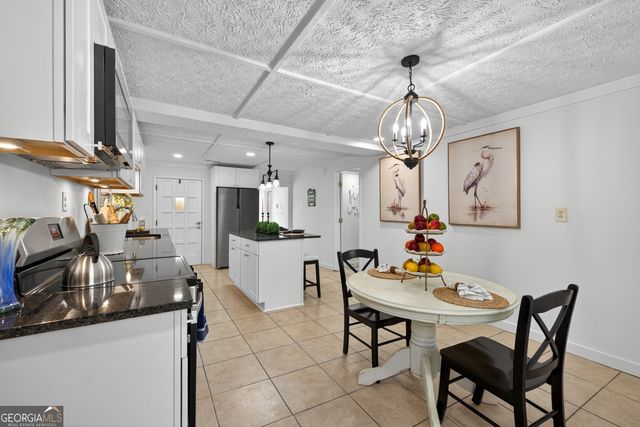 2439 Lakeshore Drive NE, Conyers, GA 30012