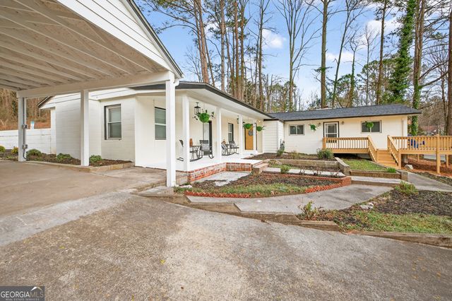 2439 Lakeshore Drive NE, Conyers, GA 30012