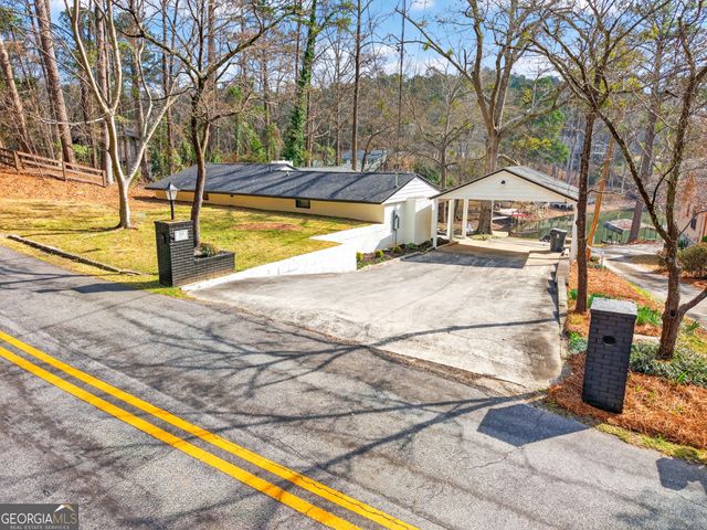 2439 Lakeshore Drive NE, Conyers, GA 30012