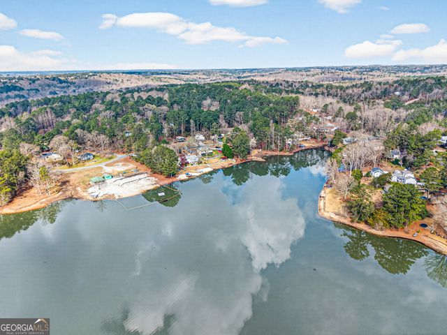 2439 Lakeshore Drive NE, Conyers, GA 30012