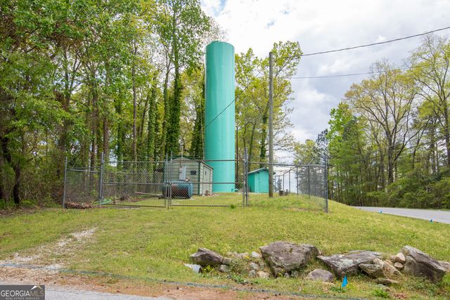 2439 Lakeshore Drive NE, Conyers, GA 30012