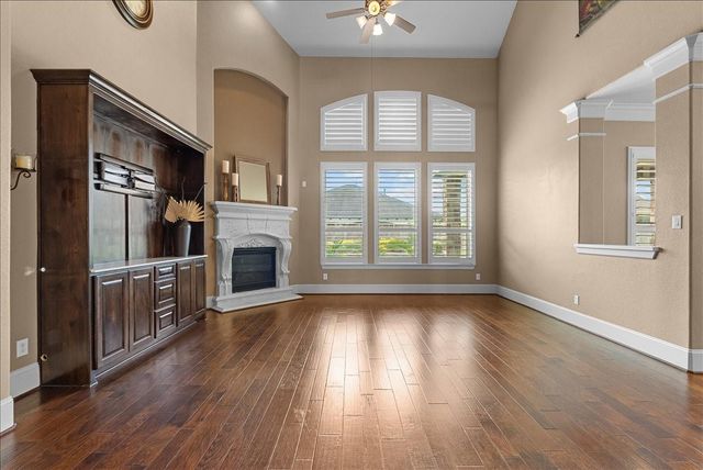 1817 Eagle Creek Drive, Friendswood, TX 77546