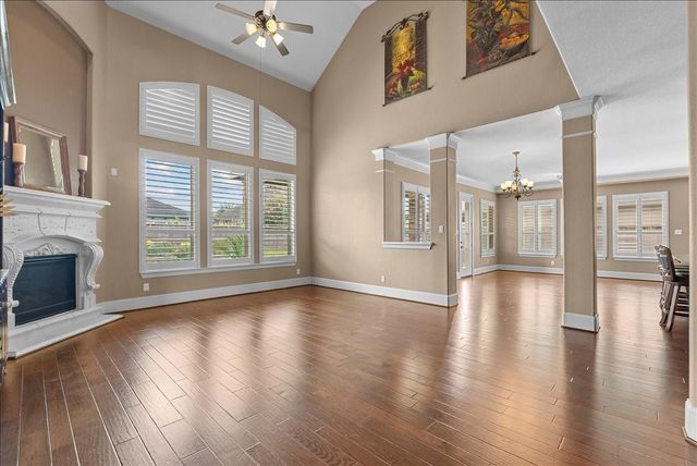 1817 Eagle Creek Drive, Friendswood, TX 77546