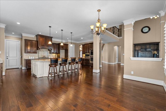 1817 Eagle Creek Drive, Friendswood, TX 77546