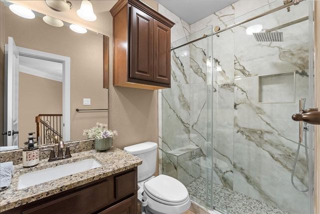 1817 Eagle Creek Drive, Friendswood, TX 77546