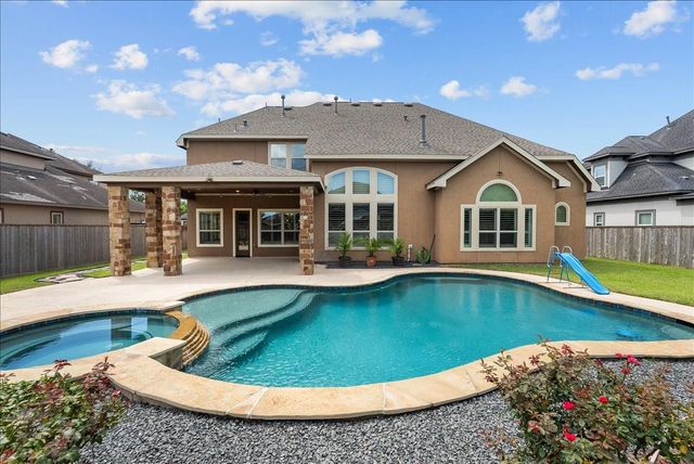 1817 Eagle Creek Drive, Friendswood, TX 77546