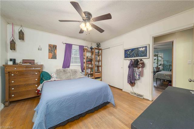 1139 Kentmere Road, Greensboro, NC 27406