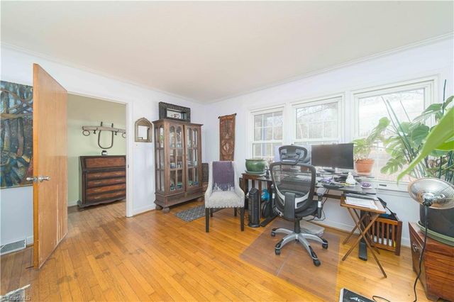 1139 Kentmere Road, Greensboro, NC 27406