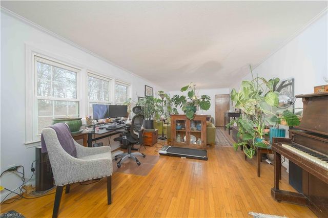 1139 Kentmere Road, Greensboro, NC 27406