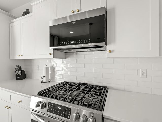 7073 W Poe Avenue, Fresno, CA 93723