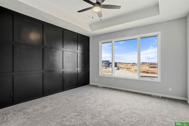 5408 N 213th Street, Elkhorn, NE 68022