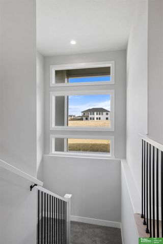 5408 N 213th Street, Elkhorn, NE 68022