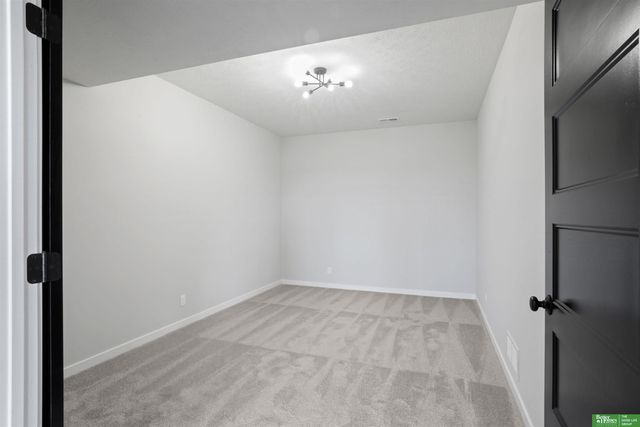 5408 N 213th Street, Elkhorn, NE 68022