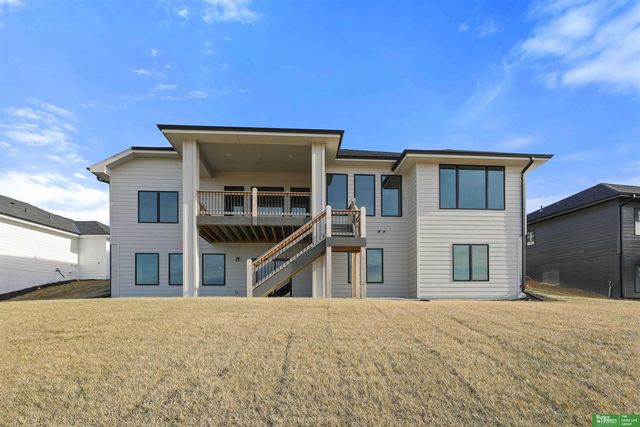 5408 N 213th Street, Elkhorn, NE 68022