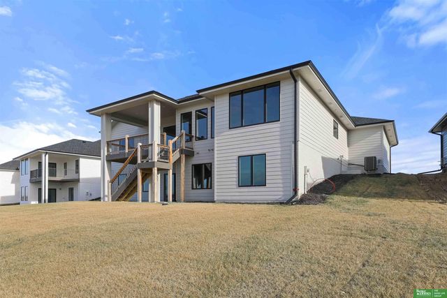 5408 N 213th Street, Elkhorn, NE 68022