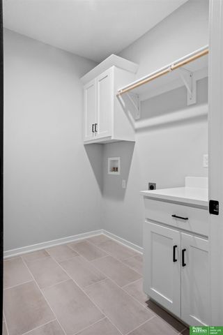 5408 N 213th Street, Elkhorn, NE 68022