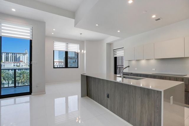 275 Giralda Ave 6C, Coral Gables, FL 33134