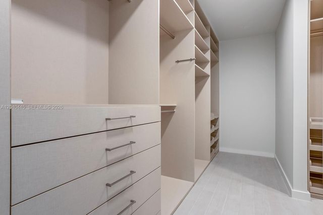275 Giralda Ave 6C, Coral Gables, FL 33134
