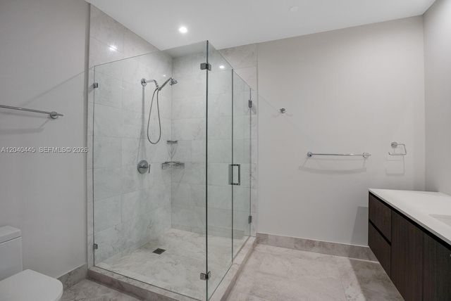 275 Giralda Ave 6C, Coral Gables, FL 33134