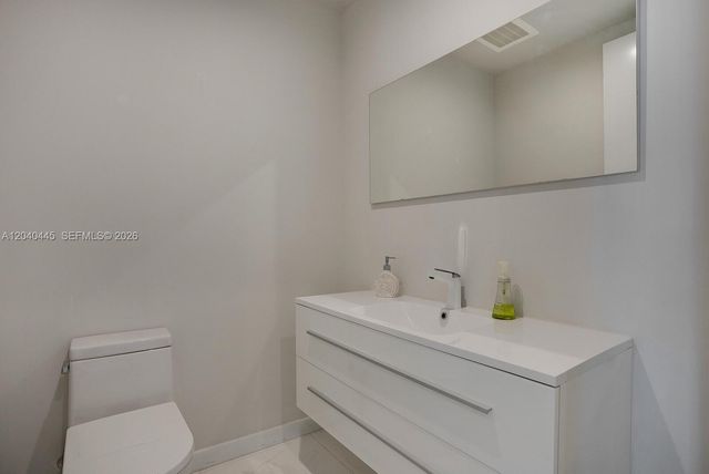 275 Giralda Ave 6C, Coral Gables, FL 33134