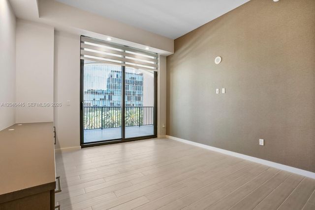 275 Giralda Ave 6C, Coral Gables, FL 33134