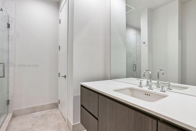 275 Giralda Ave 6C, Coral Gables, FL 33134