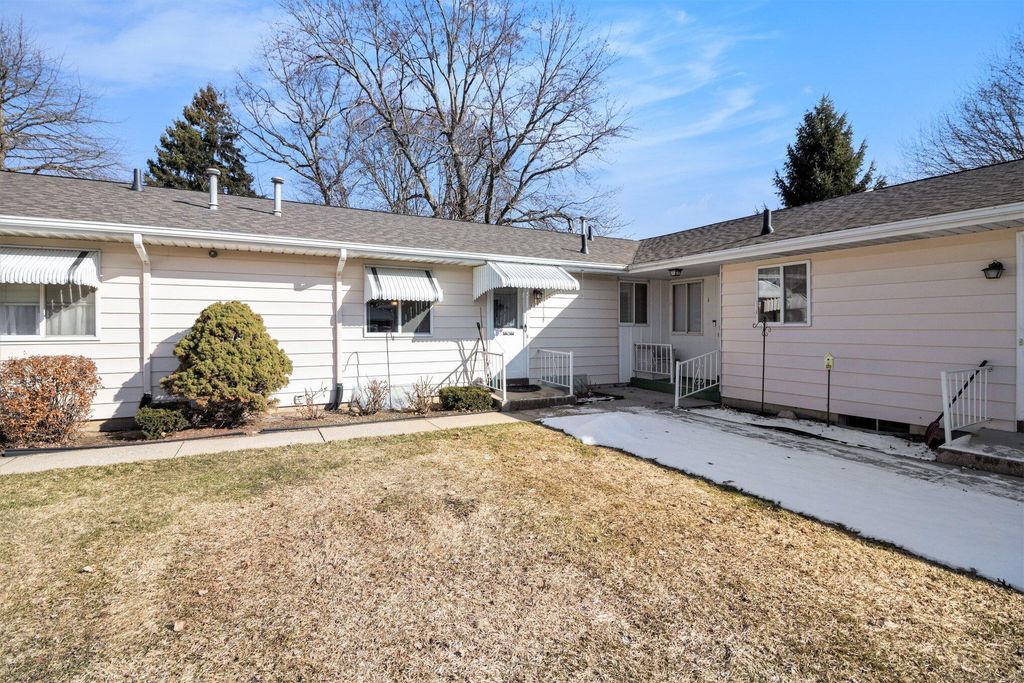 5822 Leisure S Drive Se, City Of Kentwood, MI 49548