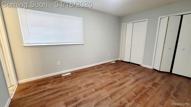 17676 Addison Street, Southfield, MI 48075