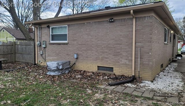 17676 Addison Street, Southfield, MI 48075