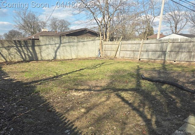 17676 Addison Street, Southfield, MI 48075