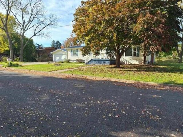 716 Rogers AVENUE, Viroqua, WI 54665