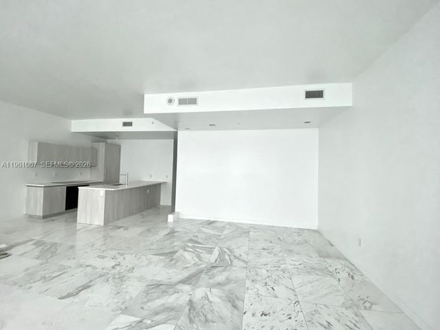 480 NE 31st St 2403, Miami, FL 33137