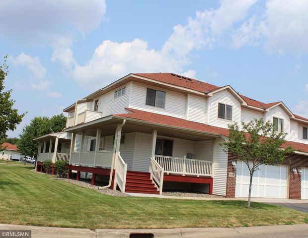 8609 Tessman Circle N, Brooklyn Park, MN 55445