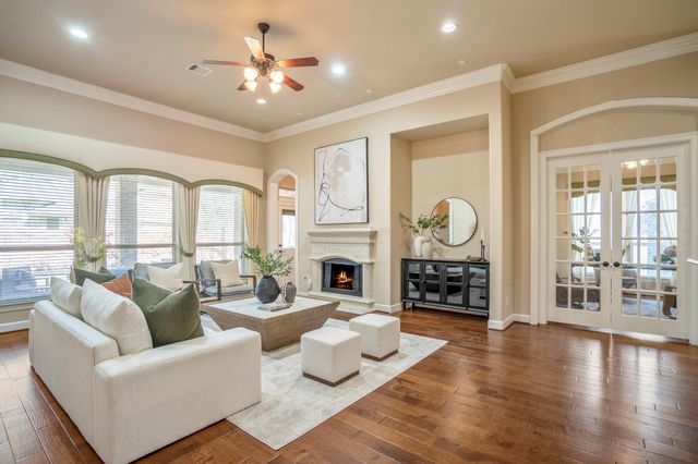 94 S Beech Springs Circle, Spring, TX 77389