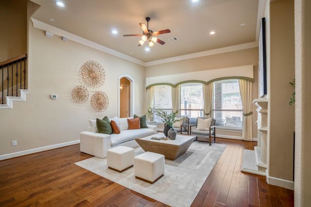 94 S Beech Springs Circle, Spring, TX 77389