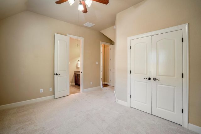 94 S Beech Springs Circle, Spring, TX 77389