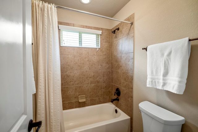 94 S Beech Springs Circle, Spring, TX 77389