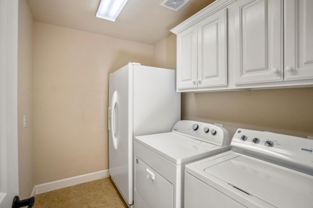 94 S Beech Springs Circle, Spring, TX 77389