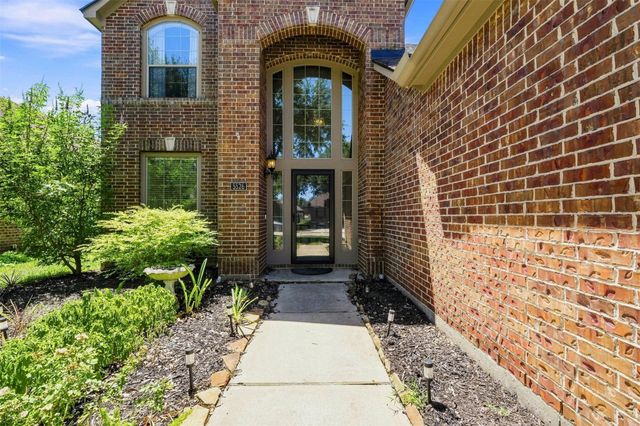 5526 Walnut Glen Lane, Rosenberg, TX 77471
