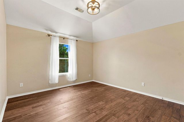 5526 Walnut Glen Lane, Rosenberg, TX 77471