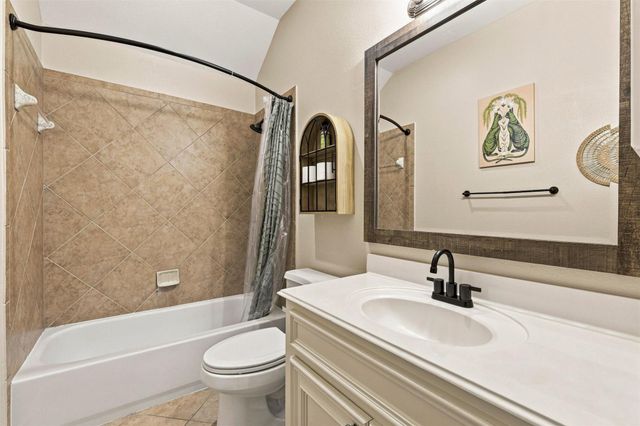 5526 Walnut Glen Lane, Rosenberg, TX 77471
