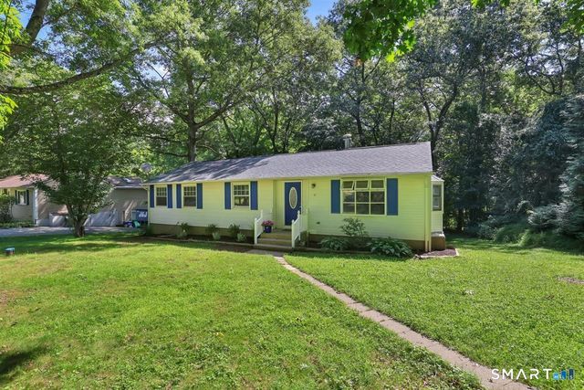 6 East Hayes Road, East Hampton, CT 06424