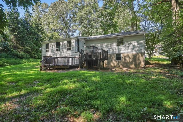 6 East Hayes Road, East Hampton, CT 06424