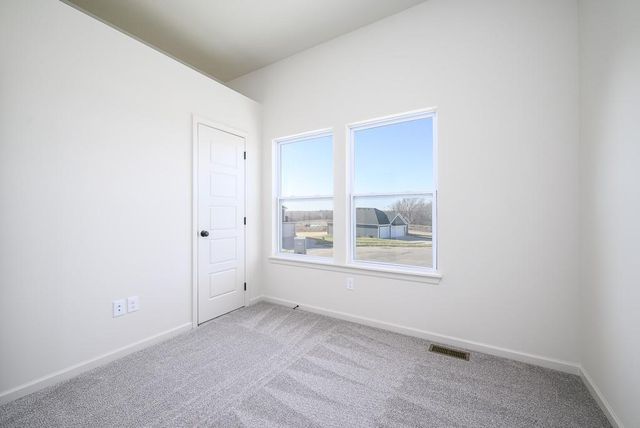 1661 N 156th Street, Basehor, KS 66007