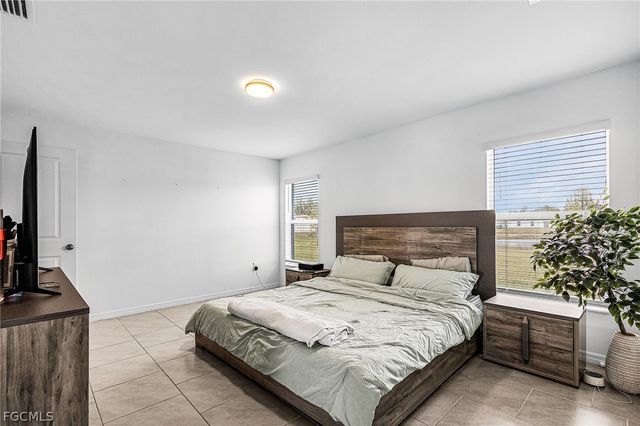 4007 San Clemente CT, North Fort Myers, FL 33917