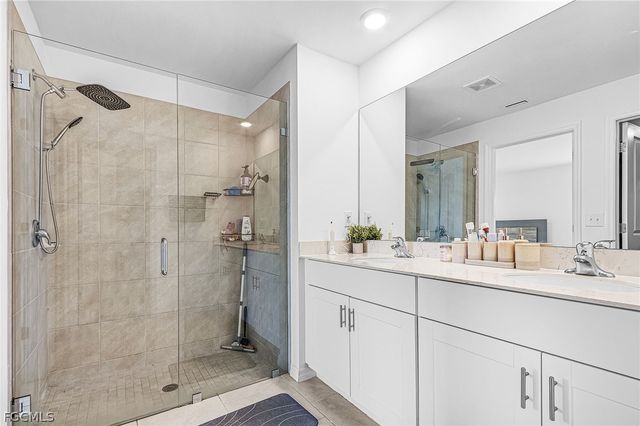 4007 San Clemente CT, North Fort Myers, FL 33917