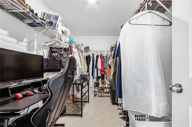 4007 San Clemente CT, North Fort Myers, FL 33917